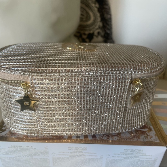 New Dior Gold Metallic Woven Cosmetic Case - Picture 4 of 8